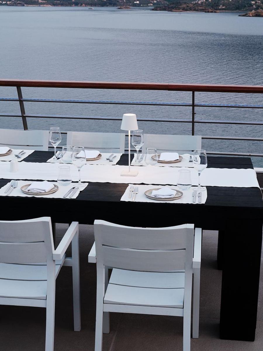 Sirene Blue Luxury Poros Town
